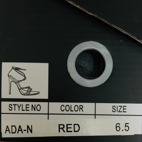 🔥🔥🎉🎉Fashion nova heels🎉🎉🔥🔥 - Picture 5 of 7